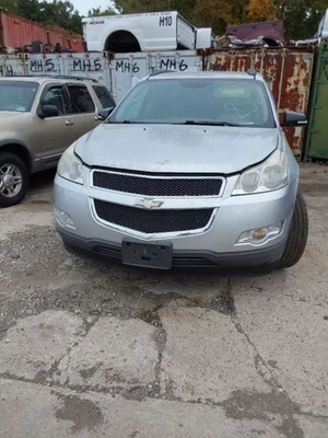 Depósito de refrigerante VIN J 11º dígito limitado compatible con 07-17 ACADIA 1145823 Foto 1 de 4