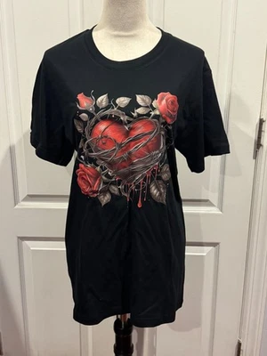 Women t-shirt Black Red Heart with Black Thorns w/Roses Size L 27"Lx21"W - Image 1 of 4