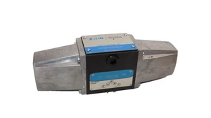 Eaton Vickers Directional Pilot Valve DG4S4-016C-50 DG4S4016C50 115v coil (NEW) - Picture 1 of 9