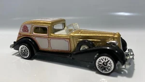 * 2001 Hot Wheels 1935 Cadillac / '35 Caddy ~ Gold and White ~ MINT BLISTER PULL - Picture 1 of 11