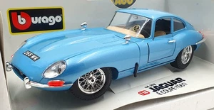 Burago 1/18 Scale Diecast 3018 - Jaguar E Type Coupe 1961 - Blue - Picture 1 of 4