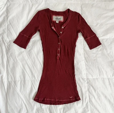 Top Henley rojo borgoña manga 3/4 Hollister vintage raro talla S Bella Swan Core Foto 1 de 3