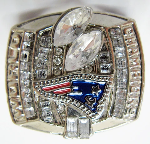 XXXVIII Super bowl New England Patriots Tom Brady World Champions ring Cover