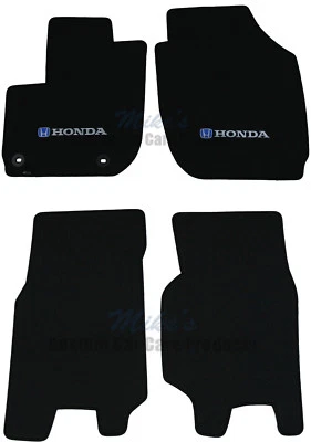 LLOYD Classic Loop™ 4 件地板垫套装前垫标志 2015 - 2018 年本田 FIT  — 第 1/4 张图片