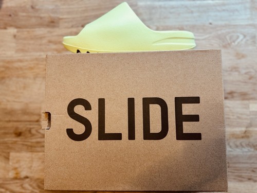 Adidas Yeezy Slides "Glow Green" EU43 US9 HQ6447 2022