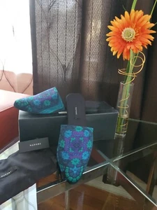 New Natori Velvet Mule Floral Slippers - Picture 1 of 5