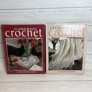 2 Crochet Books Leisure Arts At Home with Crochet & Creative Crochet VGUC - Bild 1 von 8