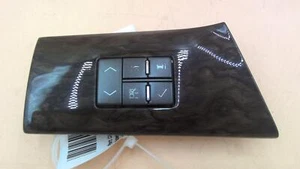 604-65246 INFORMATION TRACTION CONTROL SWITCH CADILLAC DTS 08 - Picture 1 of 4