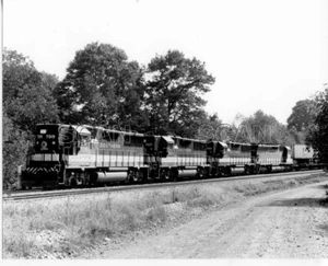 0AA014 RP 1980 SOUTHERN RAILROAD LOCOMOTIVE #7019 7027 7029 3165  ROBINS KY - Picture 1 of 2