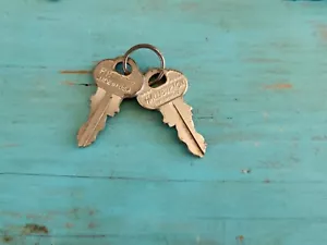 VTG Halliburton Briefcase Train Case Aluminum Luggage REPLACEMENT Keys No HH2392 - Picture 1 of 4
