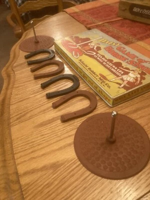 Vintage 50's Daisy Horseshoe Game Set Childrens Safe Play Toys Rubber - Image 1 of 4
