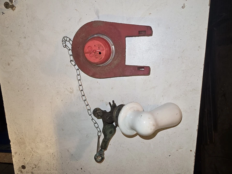  Palanca de inodoro de latón antigua de herrajes de salvamento, mango de porcelana,  Foto 1 de 4