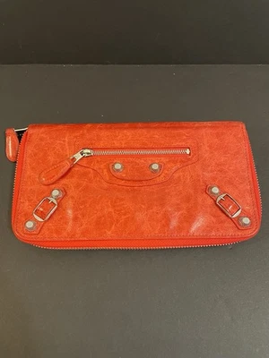 Balenciaga 巨型红色钱包 - 银色五金件 - 拉链长钱包 253053 — 第 1/4 张图片