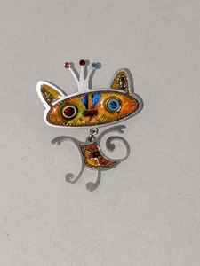 Seeka Cat With Crown Whimsical Pin Brooch - Picture 1 of 4