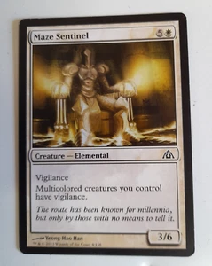 Maze Sentinel Card - Dragon's Maze - Magic the Gathering Card VGC - Picture 1 of 1