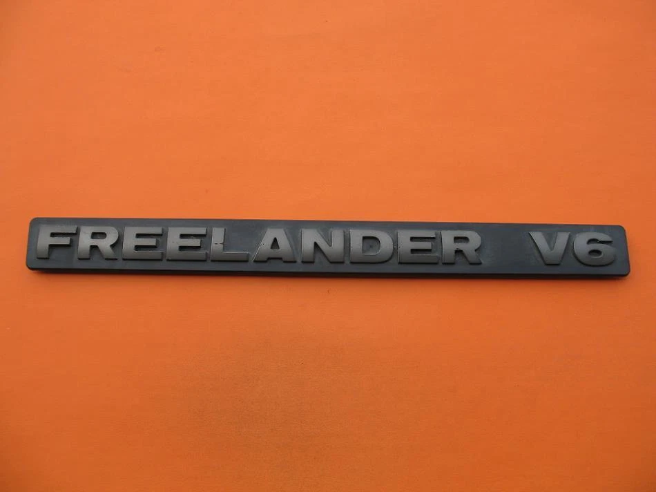 2004 2005 LAND ROVER FREELANDER V6 REAR GATE LID EMBLEM LOGO BADGE SIGN 04 05 #3 - Image 1 of 1