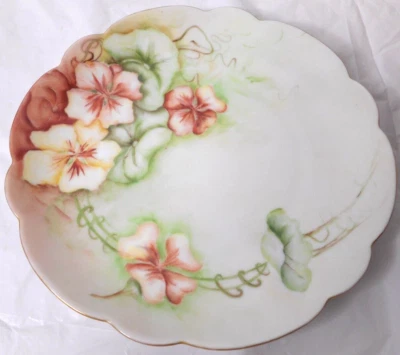 Rosenthal Corona Bávaro Festoneado Floral Gabinete Placa Pintado a Mano Firmado 8" Foto 1 de 4