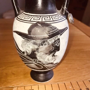 Greek Pottery Vase Lead Seal Sgraffito Warrior 14cm Vintage - Picture 1 of 20