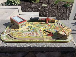 1950s MARX TIN-LITHO WIND-UP  TRAIN SET  ~ VERY COOL TOY~ Works
