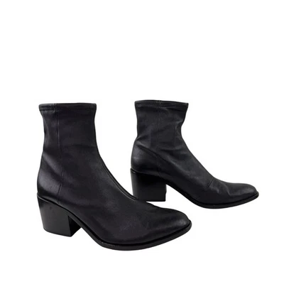 Opening Ceremony Women's Bootie 39 Black Leather Pull On Block Heel Ankle Boot - Imagem 1 de 4