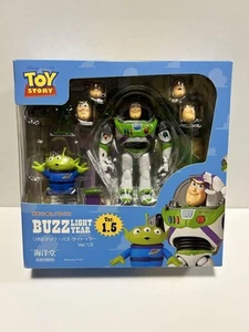 Revoltech Toy Story Buzz Lightyear Ver 1.5 Actionfigur Disney Pixar Kaiyodo - Bild 1 von 2