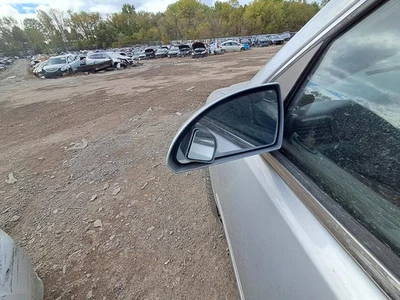 Espejo retrovisor de puerta izquierdo usado se adapta a: Chevrolet Impala Power 2012 sin grano térmico opcional DG7 Foto 1 de 4
