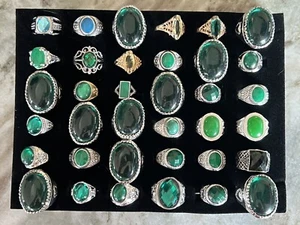 Venta al por mayor conjunto a granel 36 piezas anillos de moda en tonos dorados verde azul plata - Imagen 1 de 15
