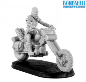 Bombshell Miniatures: Dez on Bike - Imagen 1 de 1