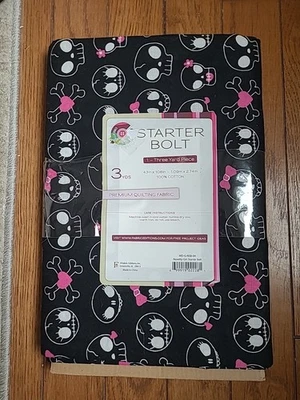 CREATIVE CUT Perno de Arranque 3 Yardas 43" x 108" Tela Algodón Rosa Calavera Huesos Cruzados Foto 1 de 3