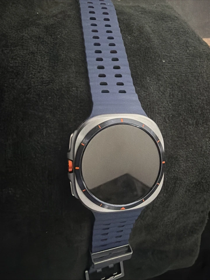 Reloj Samsung Galaxy Ultra 2025 47 mm azul titanio con azul marino (LTE) - 9/10 Foto 1 de 4