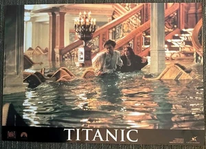 Titanic 1997 Original 17x25 Italian Movie Poster Kate Winslet Leonardo DiCaprio - Picture 1 of 1