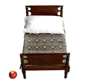 Antique Miniature Doll's Bed, 19th Century, Cherry, with antique coverlet - Picture 1 of 11