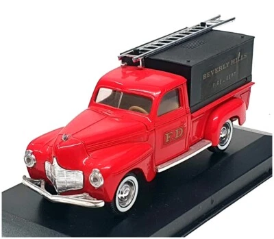 Solido 1/43 Scale FV999C - 1940 Dodge Truck Beverly Hills Fire Dept. - Red - Image 1 of 4