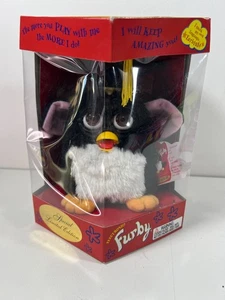 Tiger Special Limited Edition Graduation Furby New In box 1999 model 70-886 - Picture 1 of 9