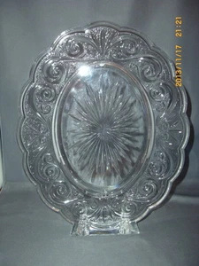 Mikasa Crystal Glass Oval Picture Frame Scroll Pattern Picture Frame 5" x 7" - Picture 1 of 2