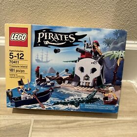 LEGO Pirates Treasure Island (70411) FACTORY SEALED, RETIRED, RARE PRODUCT 
