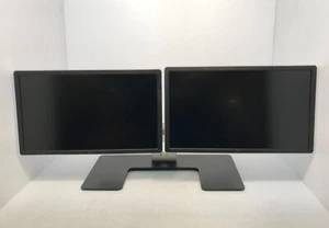 Lot Of 2 Dell P2213 Professional 22 Inch Monitor with MDS14 Dual Monitor Stand - Picture 1 of 9