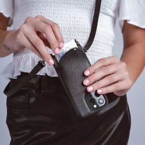 Noémie Napa Crossbody Case iPhone 13 Pro Genuine Leather retail 79.99 NEW - Picture 1 of 4