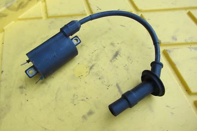 1987 HONDA INTERCEPTOR 700 VFR 700 F2 OEM IGNITION COIL SPARK PLUG CAP Foto 1 de 4