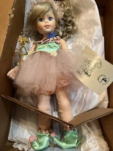 Vintage Robin Woods TINKERBELL Collectible Doll w/ Stand WDW Disney Original Box - Picture 1 of 8