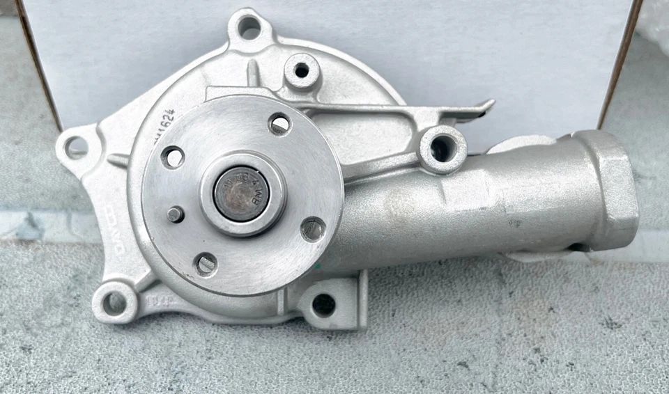 Water Pump DP1184 Dodge Colt Eagle Summit Hyundai Elantra Mitsubishi Mirage Colt - Image 1 of 4