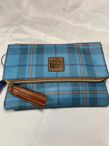 Neu mit Etikett Dooney & Bourke Handgelenktasche Handtasche mit Riemen neu mit Etikett, blau Flanellmuster - Bild 1 von 21