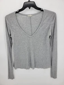 Top Free People Mujer Pequeño Gris Acanalado Recortado Manga Larga Boho Playa - Imagen 1 de 9