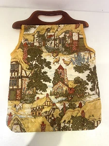 Cotswold Designs British Country Cottage Motif Craft Sewing Bag quilted BC79 - Picture 1 of 8
