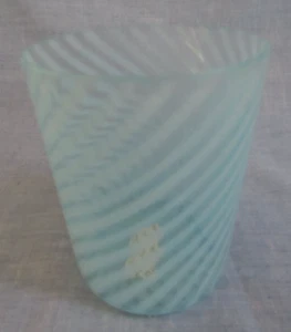 VINTAGE JEFFERSON GLASS OPALESCENT BLUE SWIRL TUMBLER - Picture 1 of 3