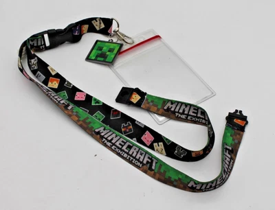 Porta insignia de cordón de identificación de Minecraft logotipo clásico con colgante de metal Foto 1 de 4