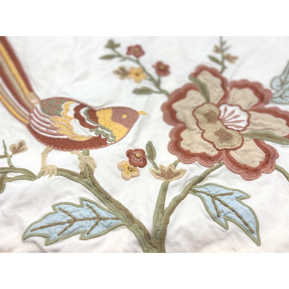 Capa de travesseiro bordada RETRIED Pottery Barn bege pássaro lombar 16x26 - Imagem 1 de 4