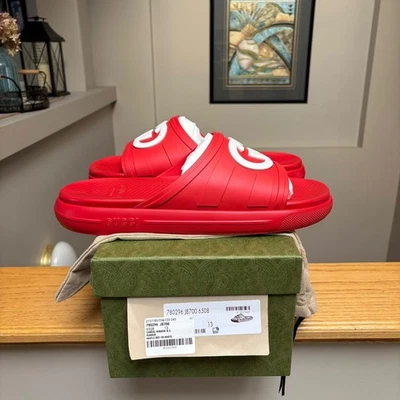 Gucci Diapositivas de Enclavamiento Rojo y Blanco Arce - 13-13.5 - Precio de venta sugerido por el fabricante $520 - Nuevo - Auténtico Foto 1 de 4