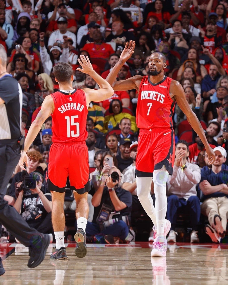 Foto 8x10 Kevin Durant & Reed Sheppard Houston Rockets NBA Baloncesto Foto 1 de 1