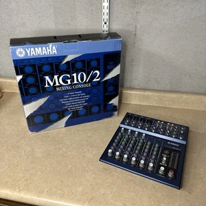 Yamaha MG10/2 Mixing Console With Box - Picture 1 of 11